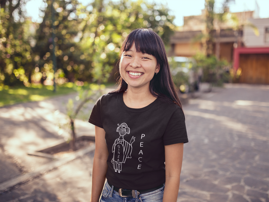 Geisha Black Tee